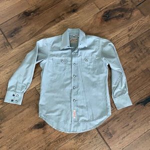 NWOT Boys pearl snap shirt, MD, great!!!